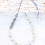 BB1206GY SIMPLE TWO-TONE RESIN PEBBLE NECKLACE (ADJUSTABLE)