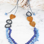 BB1501BLU RESIN BEAD & WOODEN HEART NECKLACE