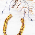 BB6301MU THREE-STRAND GLASS BEAD NECKLACE