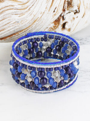 DC6402BLU BEADED SPIRAL CUFF