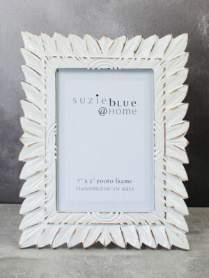 DD6103W WOODEN PHOTO FRAME (7 X 5) - CARVED LEAF DESIGN