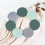 FB1305GN ELASTICATED WOODEN DISC BRACELET