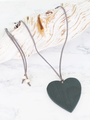 FB1310DG SIMPLE WOODEN HEART PENDANT NECKLACE