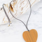 FB1310MU SIMPLE WOODEN HEART PENDANT NECKLACE
