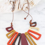 FB1401OR WOODEN "KASANDRA" NECKLACE