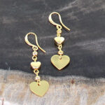 GP035H DOUBLE HEART DROP CHARM EARRINGS [GOLD-PLATE]