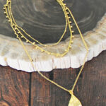 GP468 3-STRAND LEAF NECKLACE [GOLD PLATE]