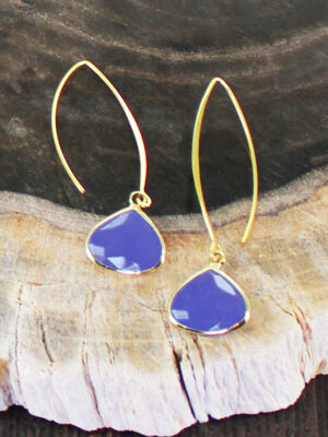 GP470BLU DROP EARRING WITH GLASS CHARM [GOLD PLATE]