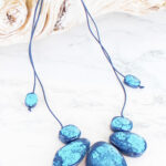 JP1313DB ASYMMETRIC MARBLED RESIN NECKLACE