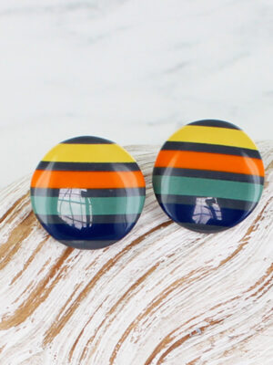 JP6205 STRIPED RESIN DISC STUD EARRINGS