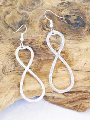 KH1313 INFINITY LOOP EARRINGS