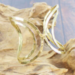 KH1512G BUTTERFLY LOOP BANGLE