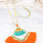 LB1303 BEAD & TASSEL PENDANT NECKLACE