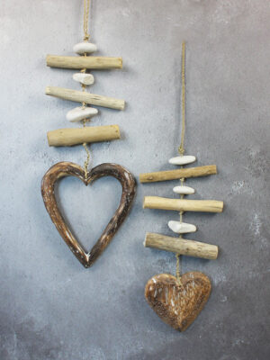 RC6101N MIXED SET/2 WOODEN HEART GARLANDS