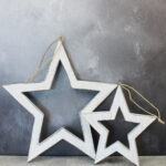 RT6101W SET/2 OPEN WOODEN HANGING STARS