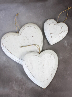 RT6103W SET/3 SOLID WOODEN HANGING HEARTS