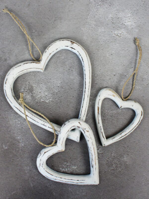 RT6108W SET/3 SMALL OPEN WOODEN HEARTS