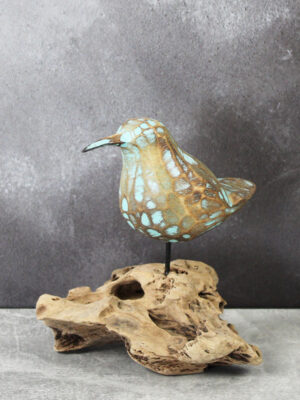 RT6109AT SINGLE WOODEN BIRD ON NATURAL ROOT BASE