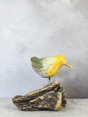 RT6109GF SINGLE WOODEN BIRD ON NATURAL ROOT BASE (GREENFINCH)