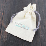 PACK/25 UNBLEACHED COTTON GIFTBAGS - SMALL (13 x 9cm)