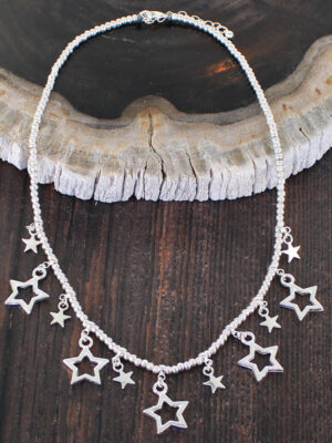 SP030S SHORT CHARM NECKLACE WITH DROP STARS [SILVER PLATE]