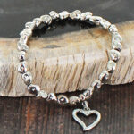 SP101H ELASTICATED NUGGET BRACELET WITH HEART CHARM [SILVER-PLATE]