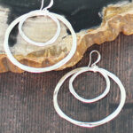 SP203 DOUBLE RING EARRINGS [SILVER PLATE]