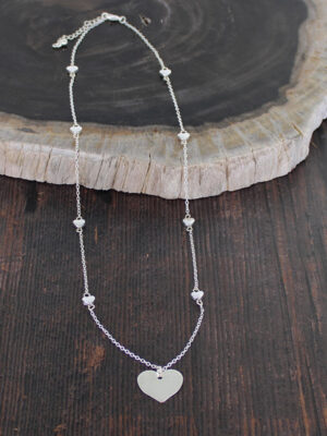 SP401H DELICATE HEART NECKLACE ON CHAIN [SILVER-PLATE]