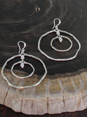SP408 DOUBLE RING EARRINGS [SILVER-PLATE]