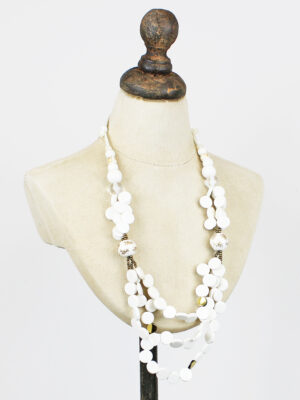 .UJ1415 MULTI-STRAND DISC NECKLACE