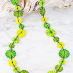UJ1501GN LONG WOODEN DISC & THREAD NECKLACE