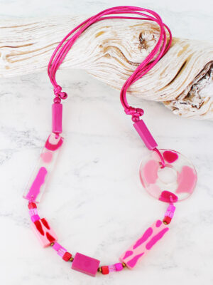 UJ1508PK ASYMMETRIC MARBLED RESIN NECKLACE