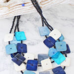 UJ1515 SQUARE RESIN & COCONUT BUTTON NECKLACE