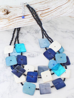 UJ1515 SQUARE RESIN & COCONUT BUTTON NECKLACE