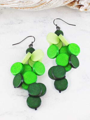 UJ6402GN WOODEN DISC CLUSTER EARRINGS