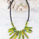 UJ6417 GREEN RUBBER TUBE NECKLACE