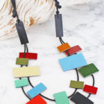 UJ6432 LONG RECTANGULAR LEATHER NECKLACE (MULTI)